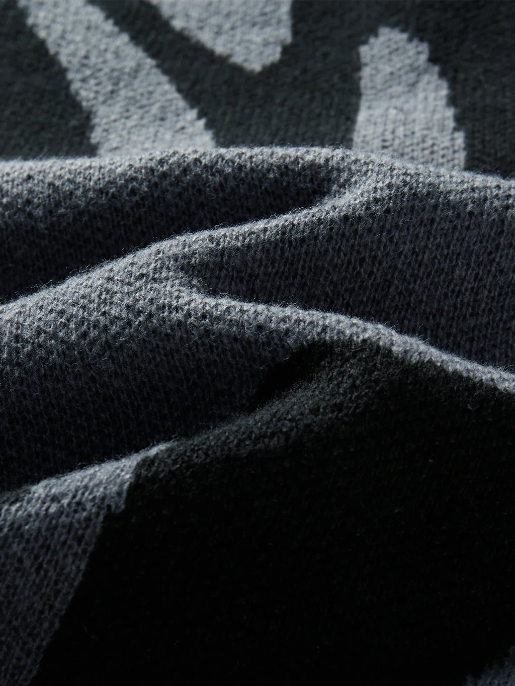 Abstract Wool Pullover Sweater – Men's Oversized Knit | Garen
